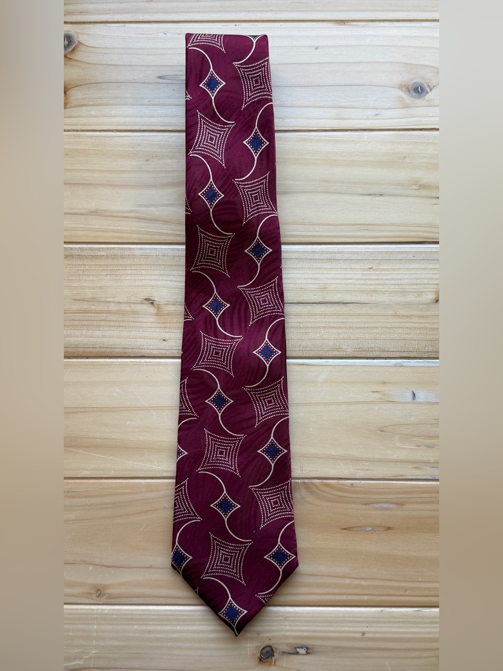 Vintage Sulka Burgundy Silk Geometric Necktie Mens Designer Tie